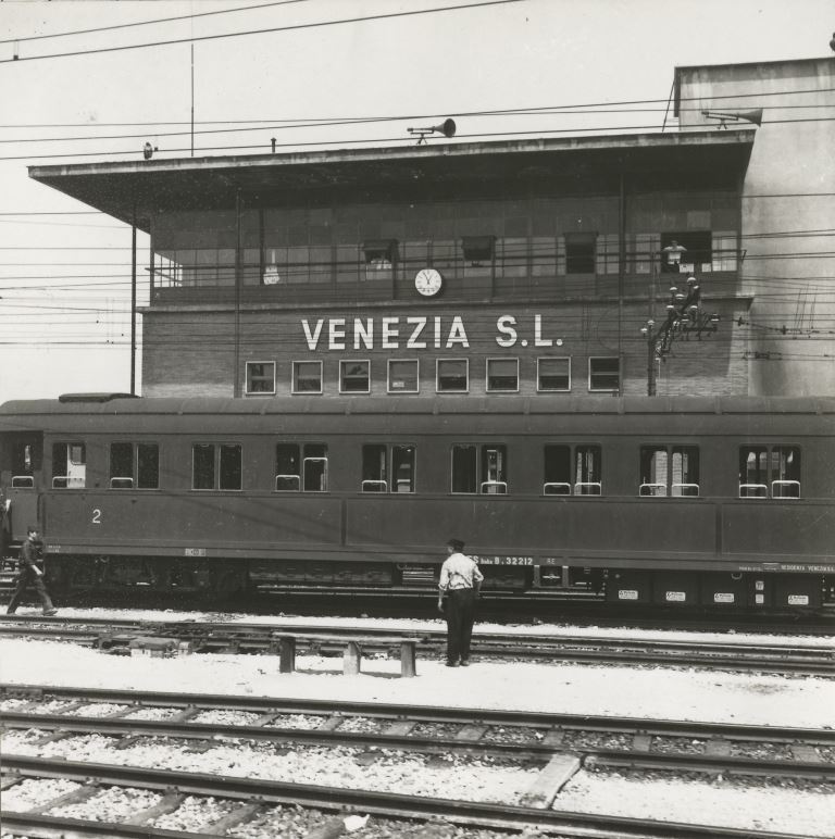 Venezia Fabbricato Cabina A.C.E.I. 1965.jpg