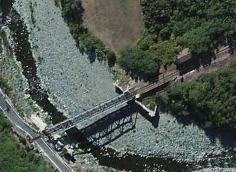 viadotto dal satellite.jpg