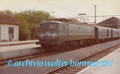 sncf CC 7001 prototipoNarbonne4.1981.forum2GarchivioefotoWBonmartini..jpg