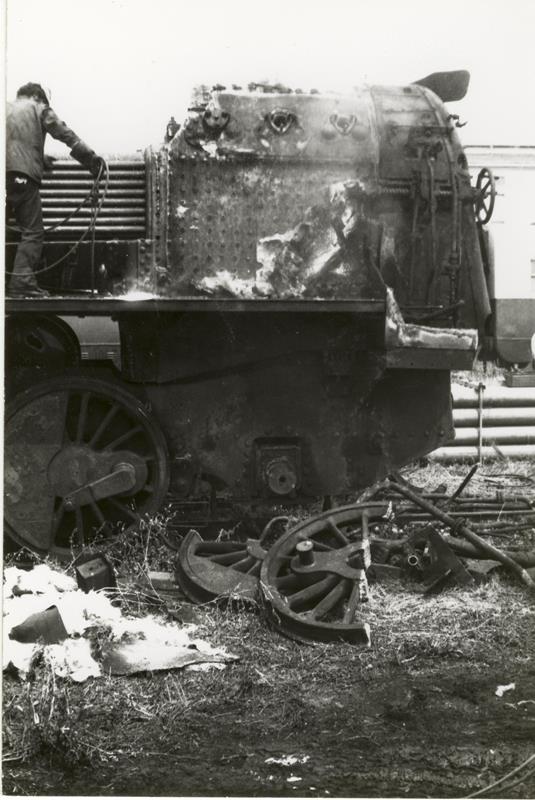 0013 Deposito Locomotive Treviso Demolizioni fine anni 70 Foto Nazario Bobbo.JPG