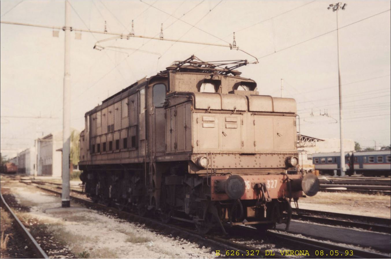 E626.327-00 A DX DL Verona 08.05.1993 by  Silvano Vecchi.jpg