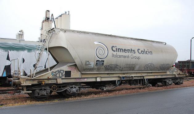 ciments_calcia_sncf.JPG