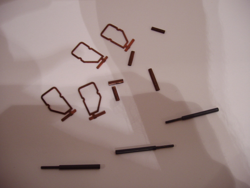 Rivarossi minuteria per catenaria.jpg