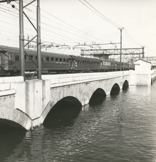 1957 006 Save0011.jpg