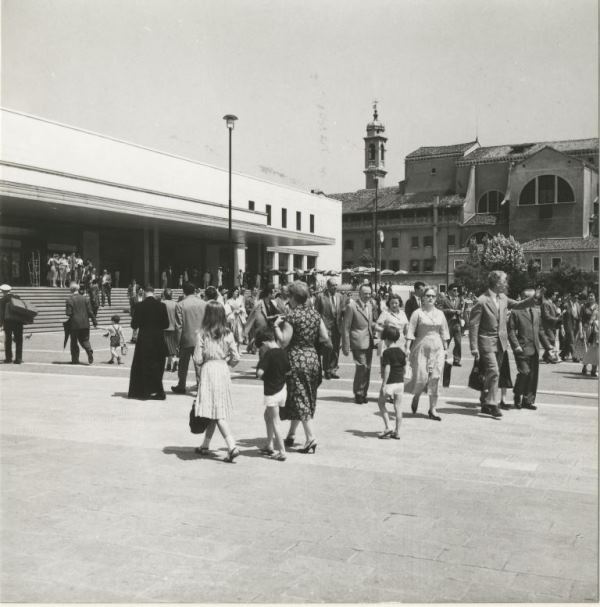 1957 12095 Save0010.jpg