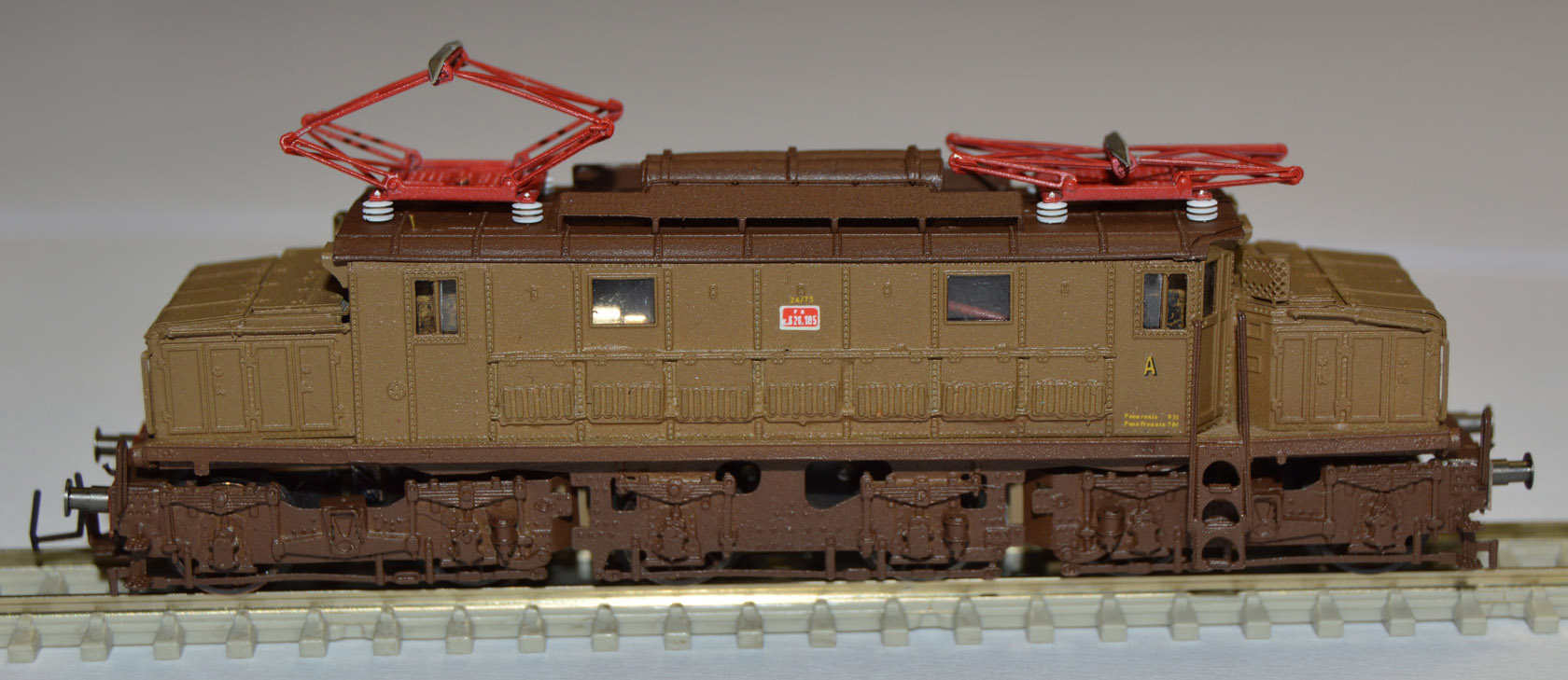 E626 285 lato dx SMALL 2b.jpg