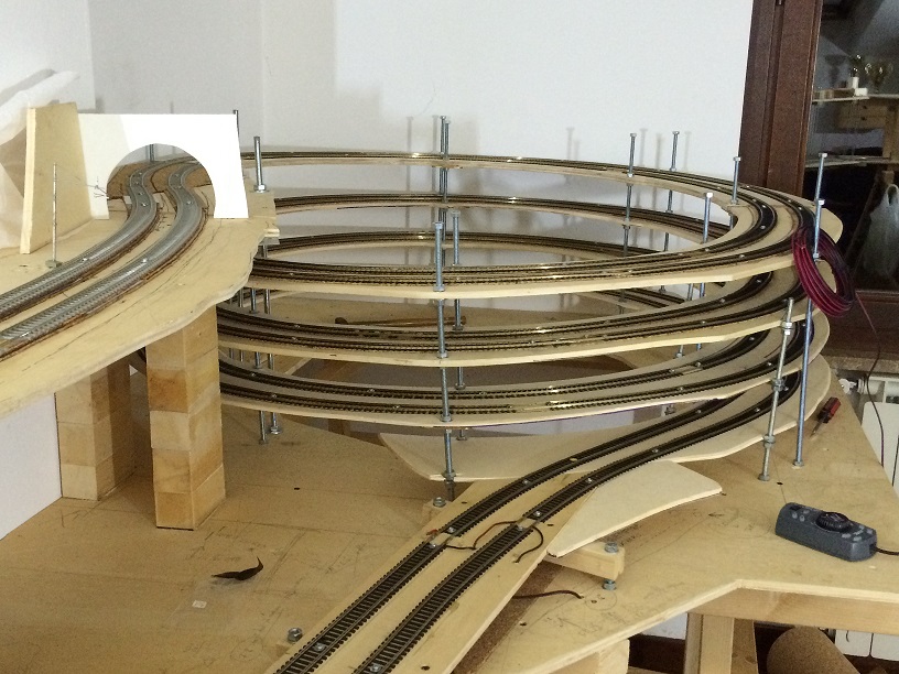 collegamento elicolid piano superiore.jpg