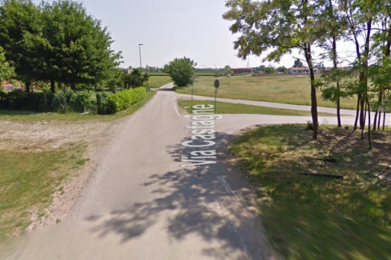 Km 8 440 casello e rotaie.jpg