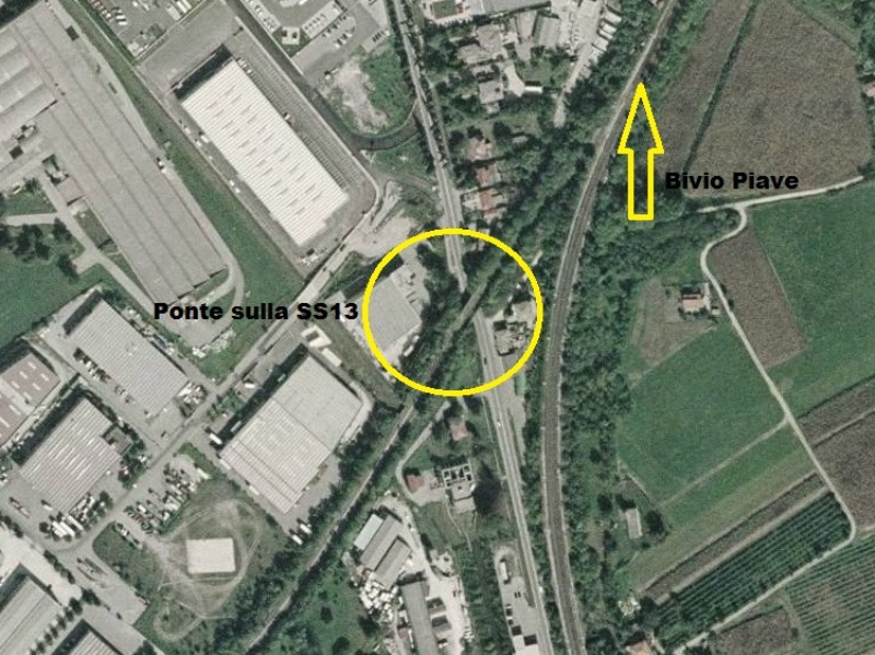 1001 km 17 2003 cavalcavia.jpg