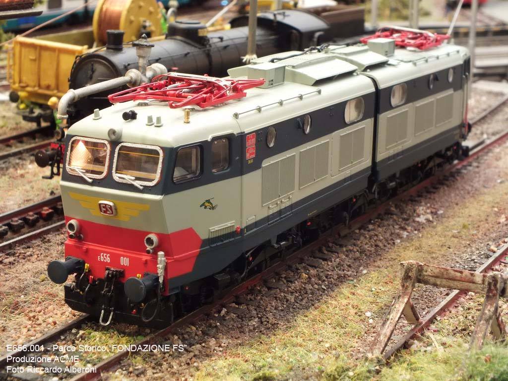 E656-001.jpg