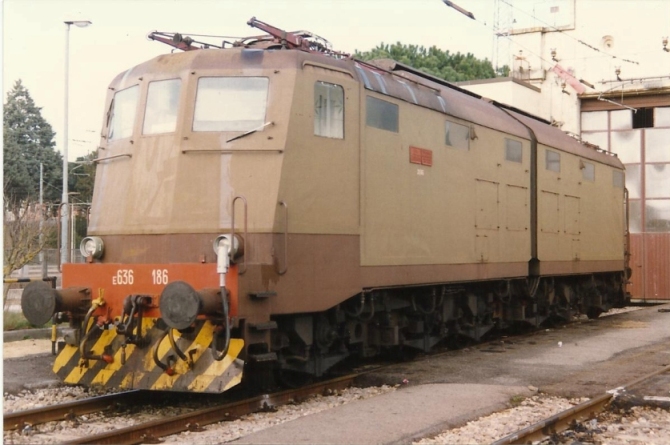 E636 186 bis.jpg