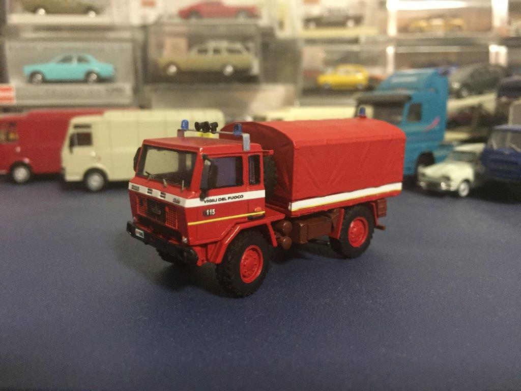 TA Models Acm 80 Vigili del fuoco 2.jpg