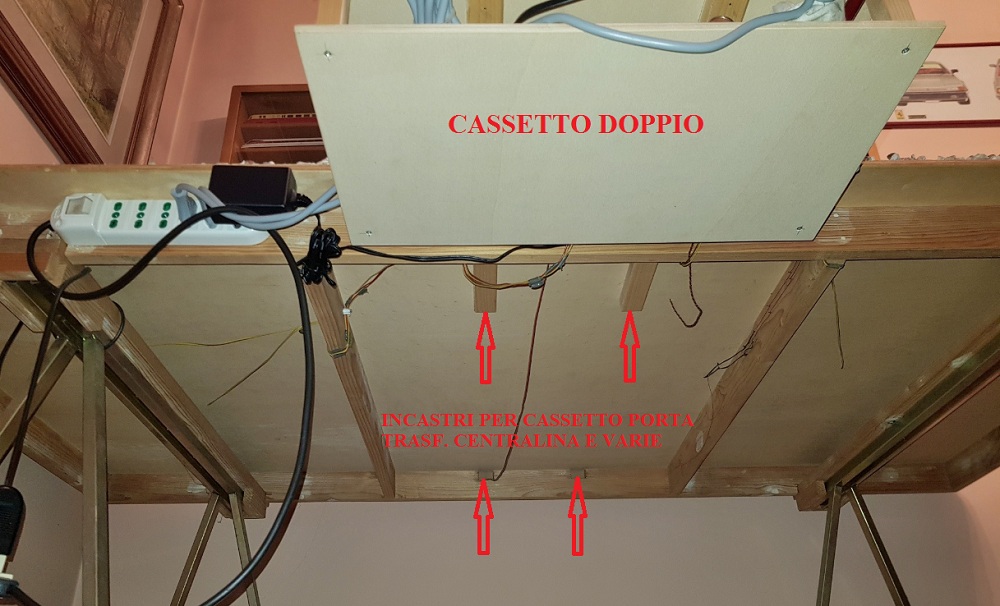tavolo 4.jpg