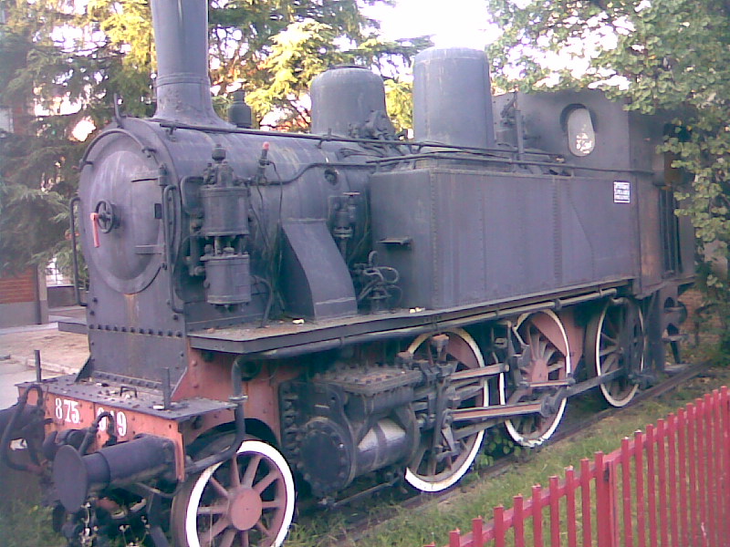 Loco875_02.jpg