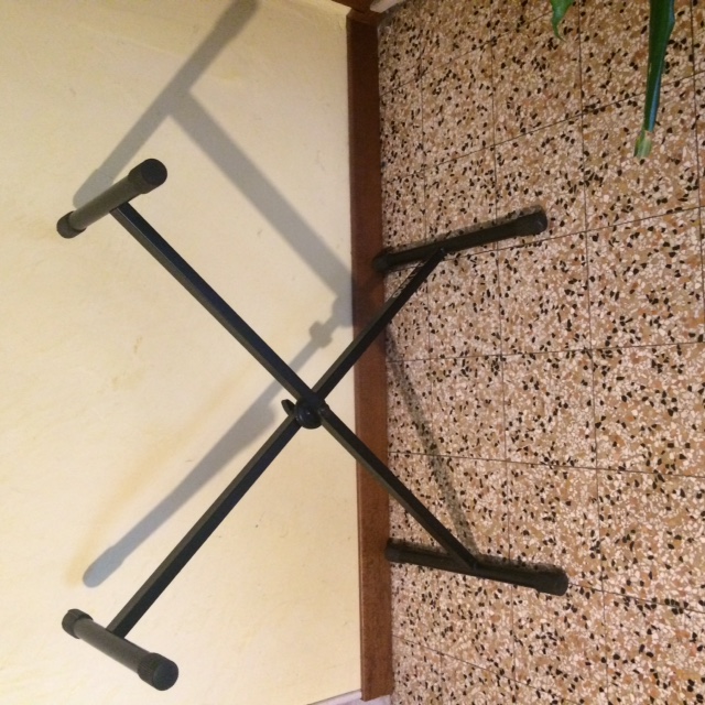 Cavalletto pianola.2.JPG