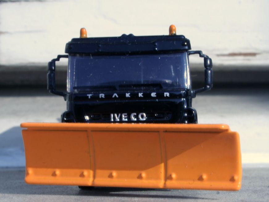 Copia di IVECO Eurotrakker spazzaneve 26 -11-11 002.jpg