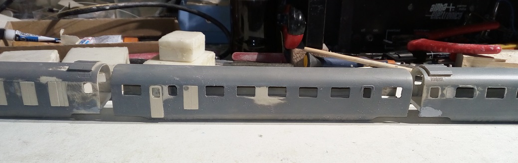 Un ETR di classe ETR 30034 lato destro.jpg