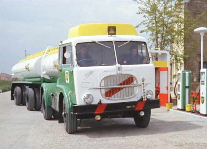 BP Fiat 682N3.jpg