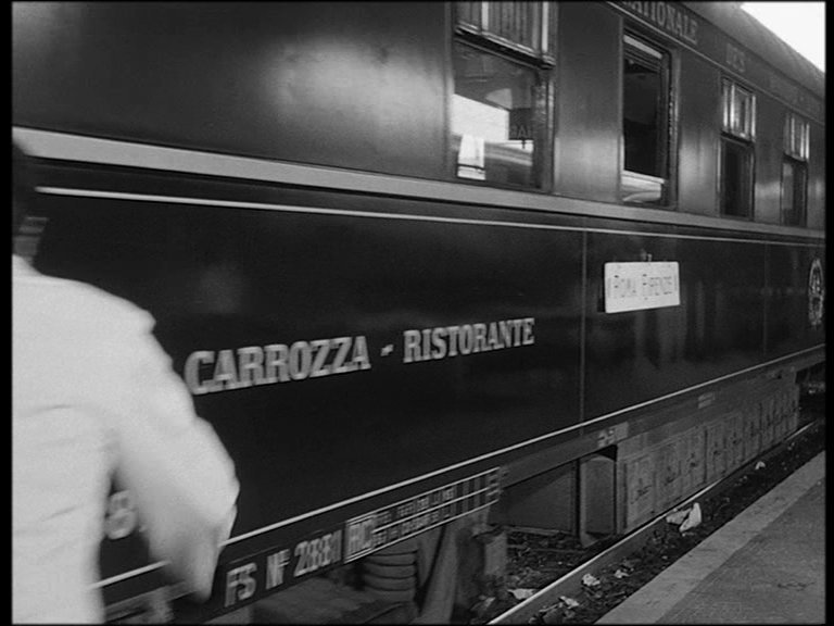 Carrozza Ristorante CIWL 2881 4.jpg