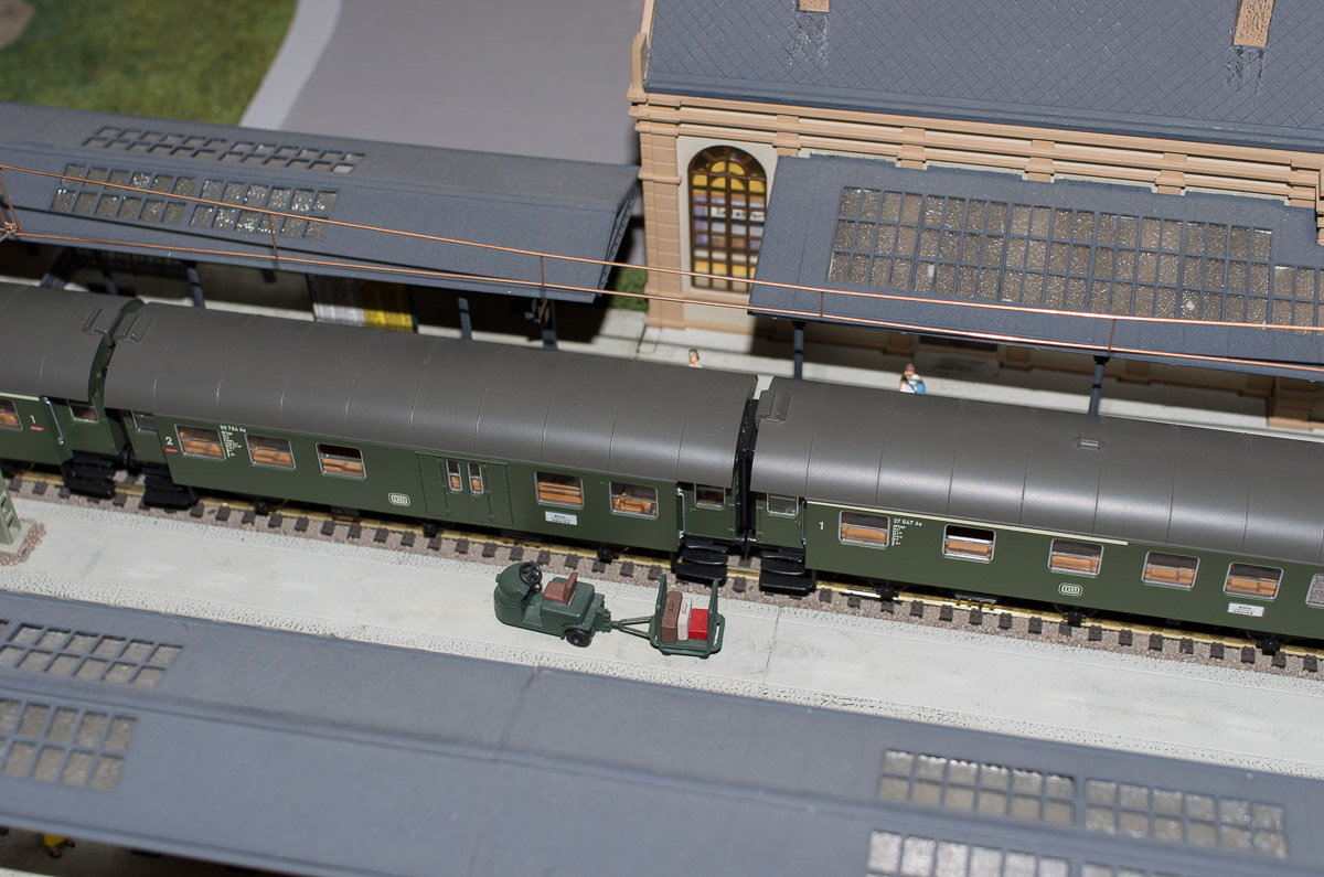 ulteriori foto Plastico DB-28.jpg