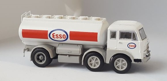esso 3 assi.jpg