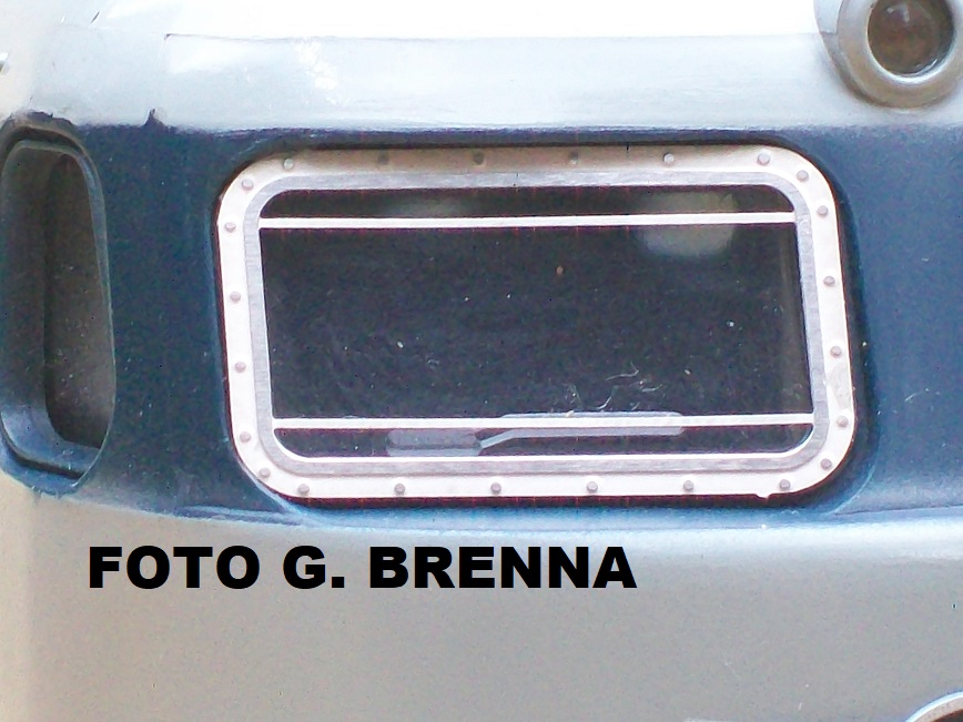 CORNICI E444 LIMA ZERO 02.jpg