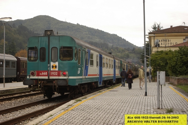 ALn 668.1932-Marradi 26-10-2003.forumduegieditriceALn668.1900_ALn668_1000.jpg