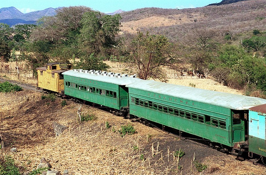 fenadesal treno pendolari (4).jpg