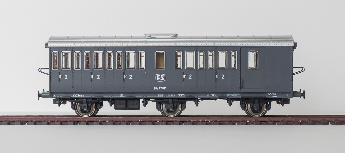 2023 09 05 - carrozza FS centoporte 3 assi.jpg