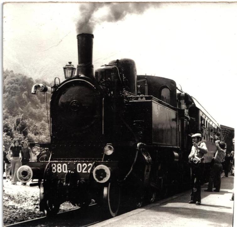 880%20%28ochetta880 022 a Feltre nel 1975..jpg