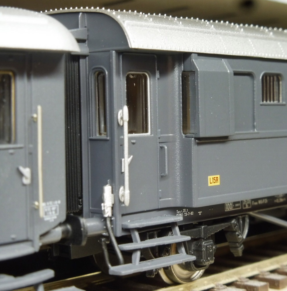 DUI97000 Acme - (2).JPG