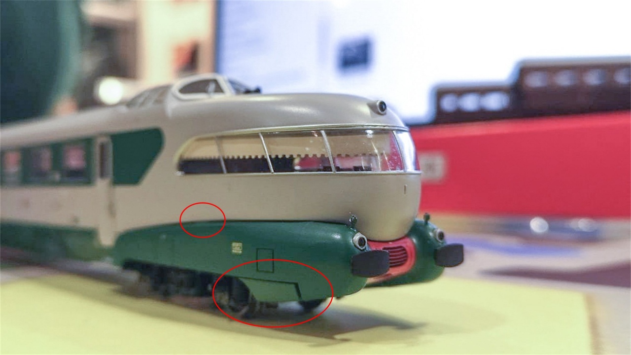 Gancio di ritegno cassa b.jpg