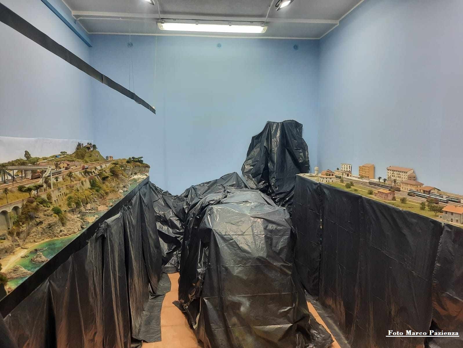 stanza del plastico 16 metri.jpg