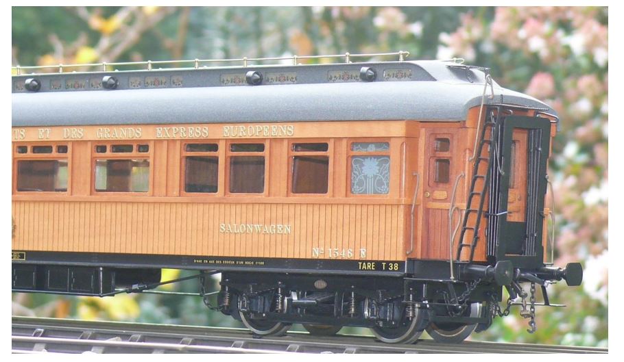 salon wagen.JPG