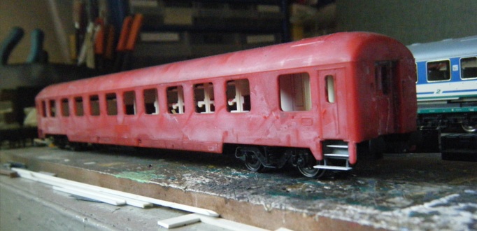 Cassa sverniciata.jpg