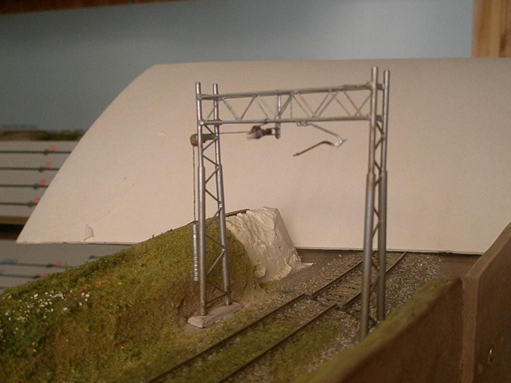 579.62 portale linea aerea.JPG