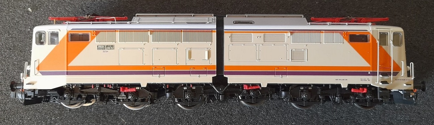 646 fianco 1.jpg