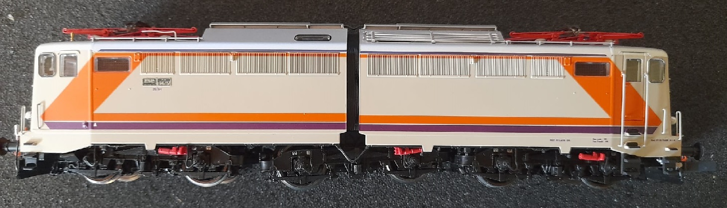 646 fianco.jpg