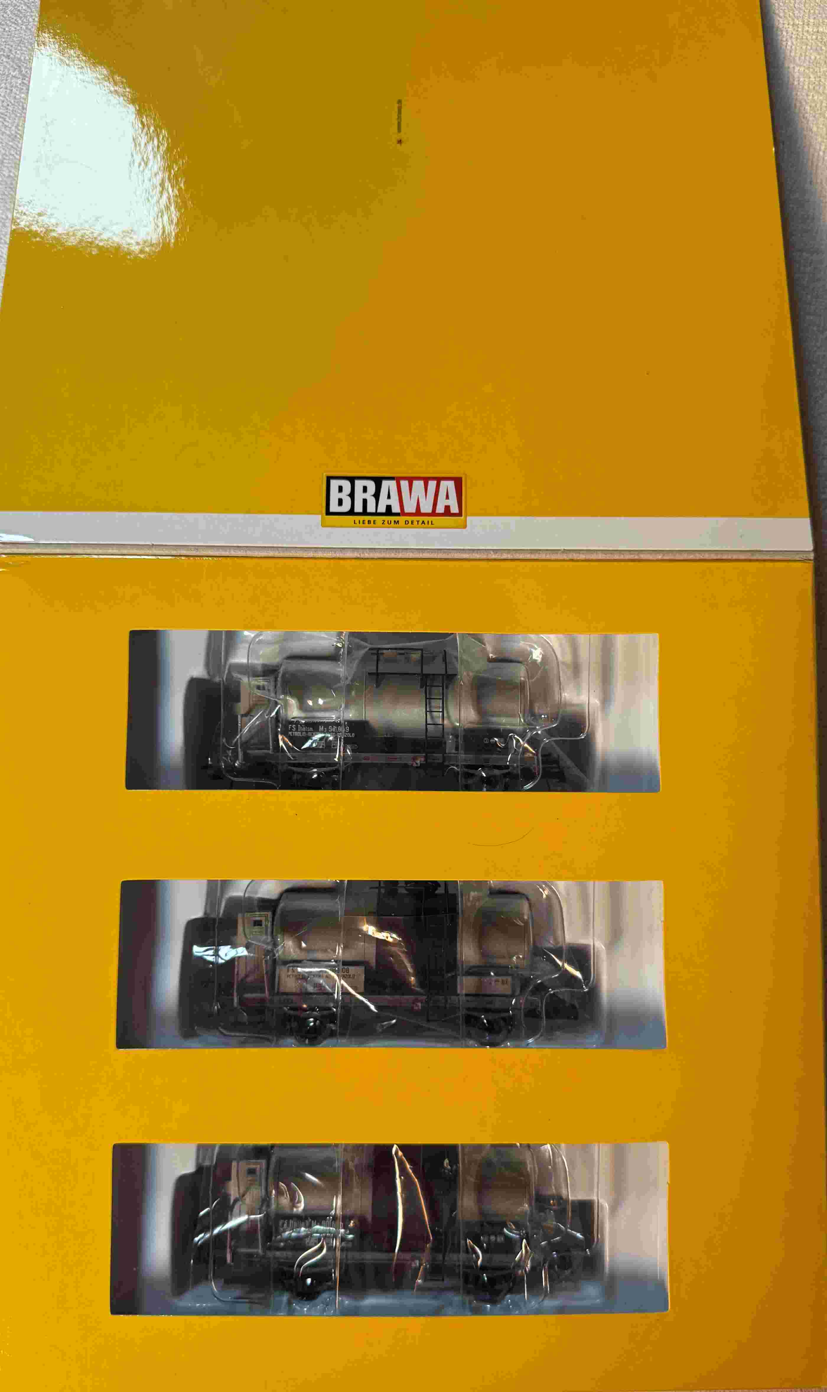 BRAWA1.jpg