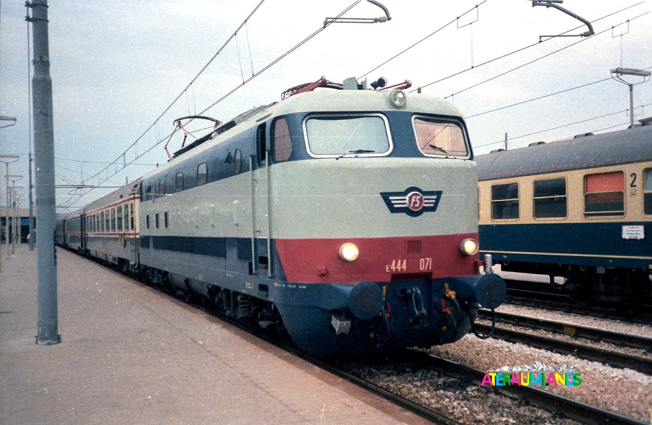 02-Mod.jpg