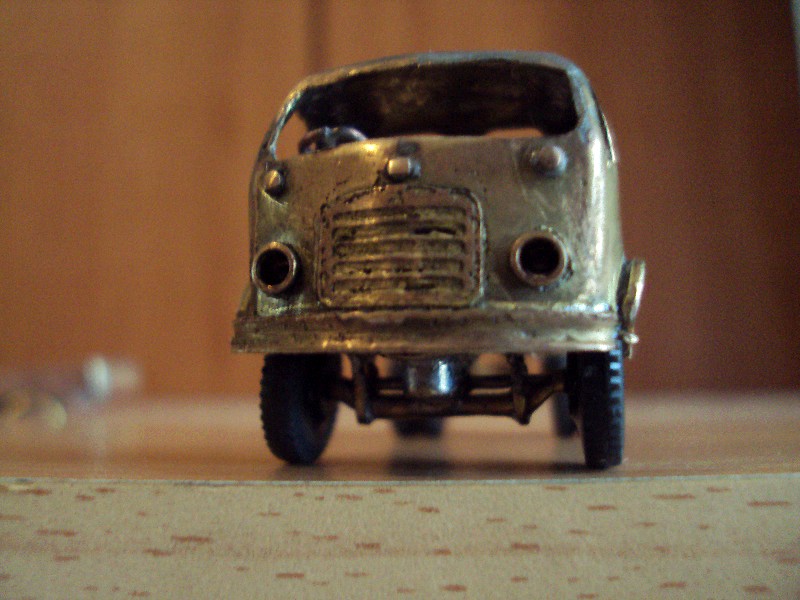 Tigrotto cassone f.JPG