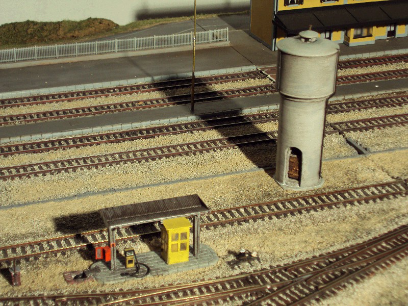 Torre e rifornitore.JPG