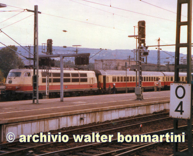 DB-E.103 conICinpartenzadaStoccarda-ottobre1980-forum2G-archivioWalterBonmartini...jpg