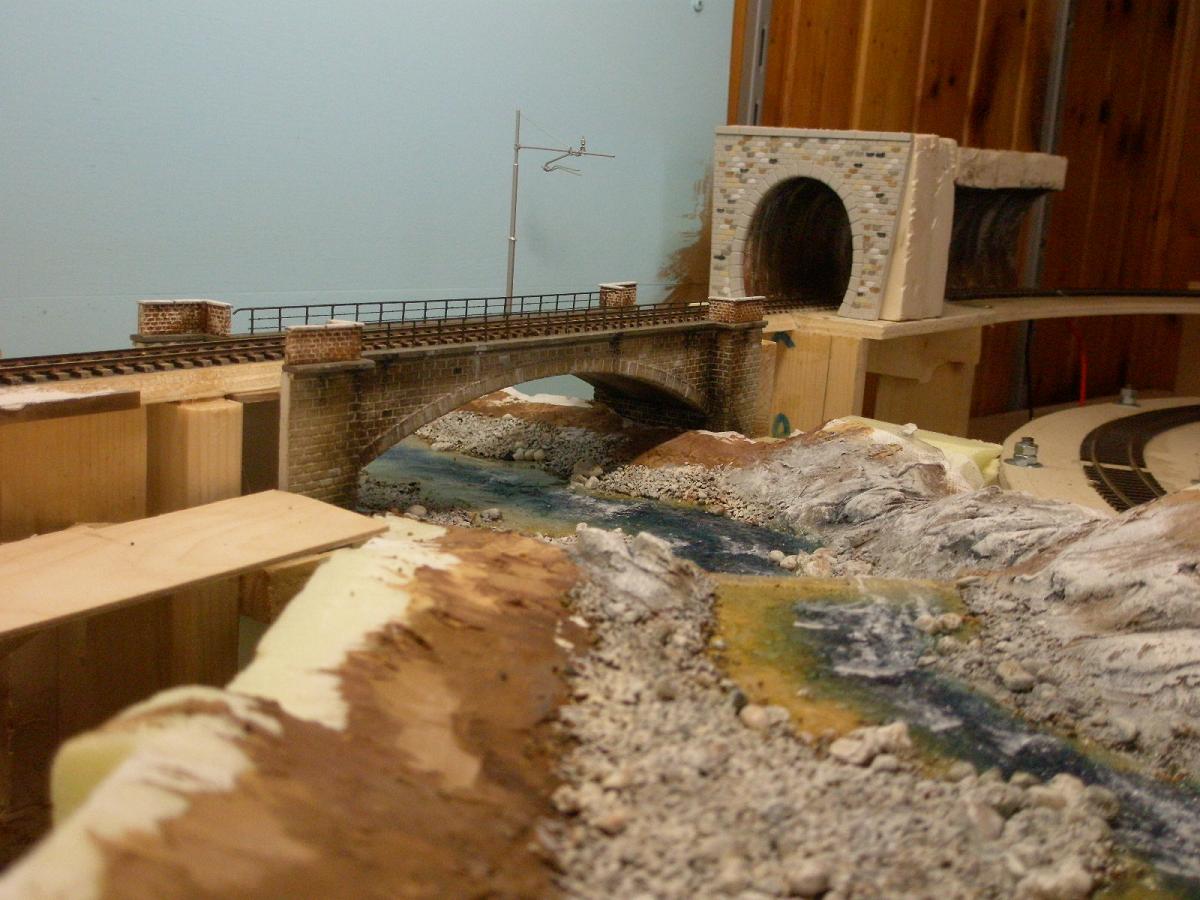 677.74 ponte casello.JPG