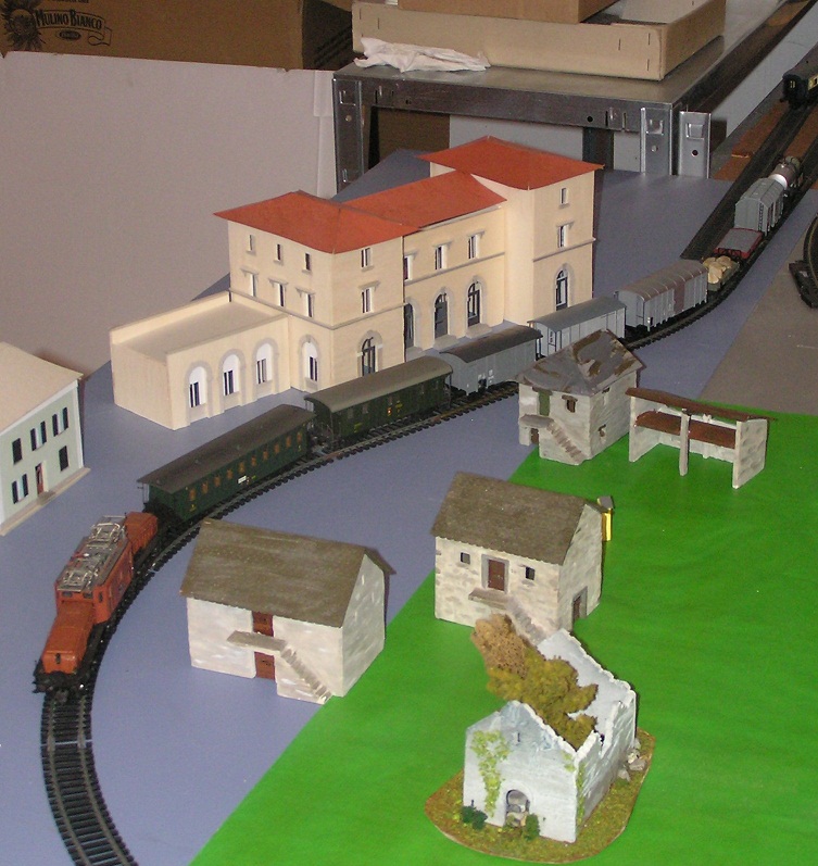 SBB treno GmP  con coccodrillo rid.jpg