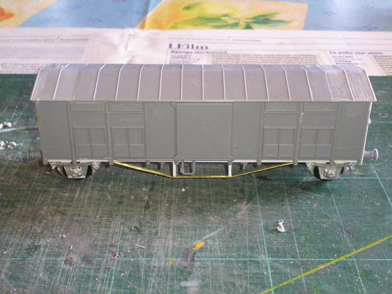 Carro FF - tetto 2.jpg