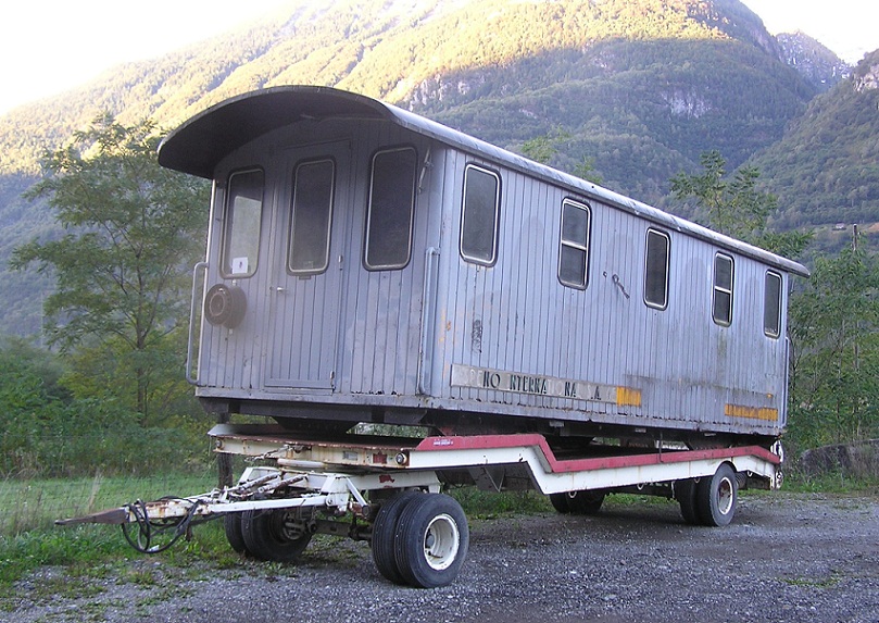 Cassa vagone biasca.jpg