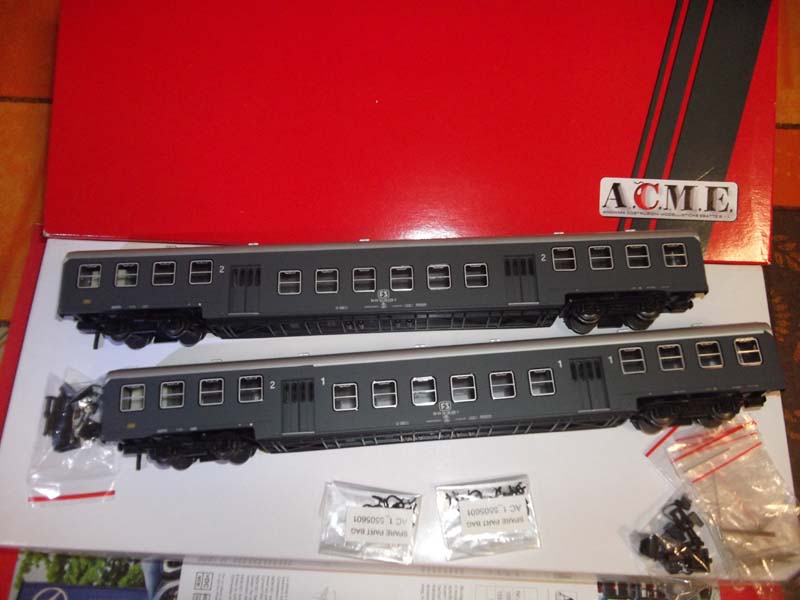 ACME 55092 (02bis).jpg