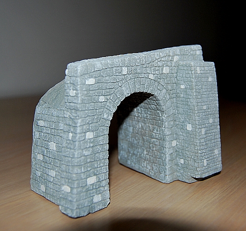 Portale Galleria B.JPG