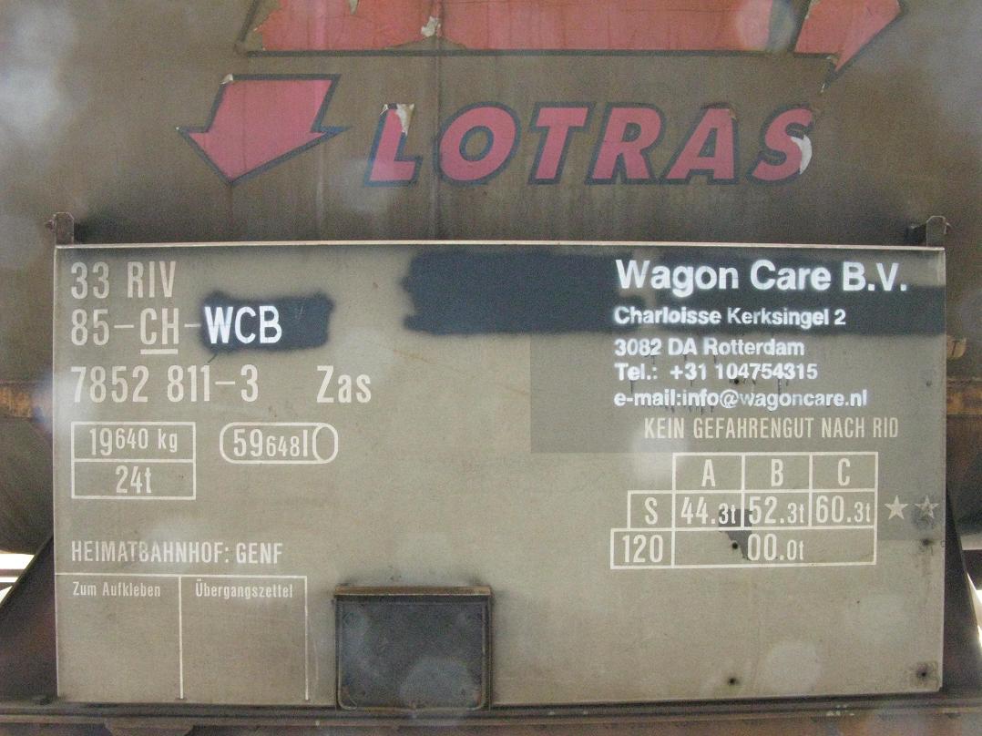 Targa dati carro Lotras a Faenza IMG_6666 al 33 percento.JPG